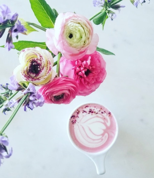 creamy drink and flowers